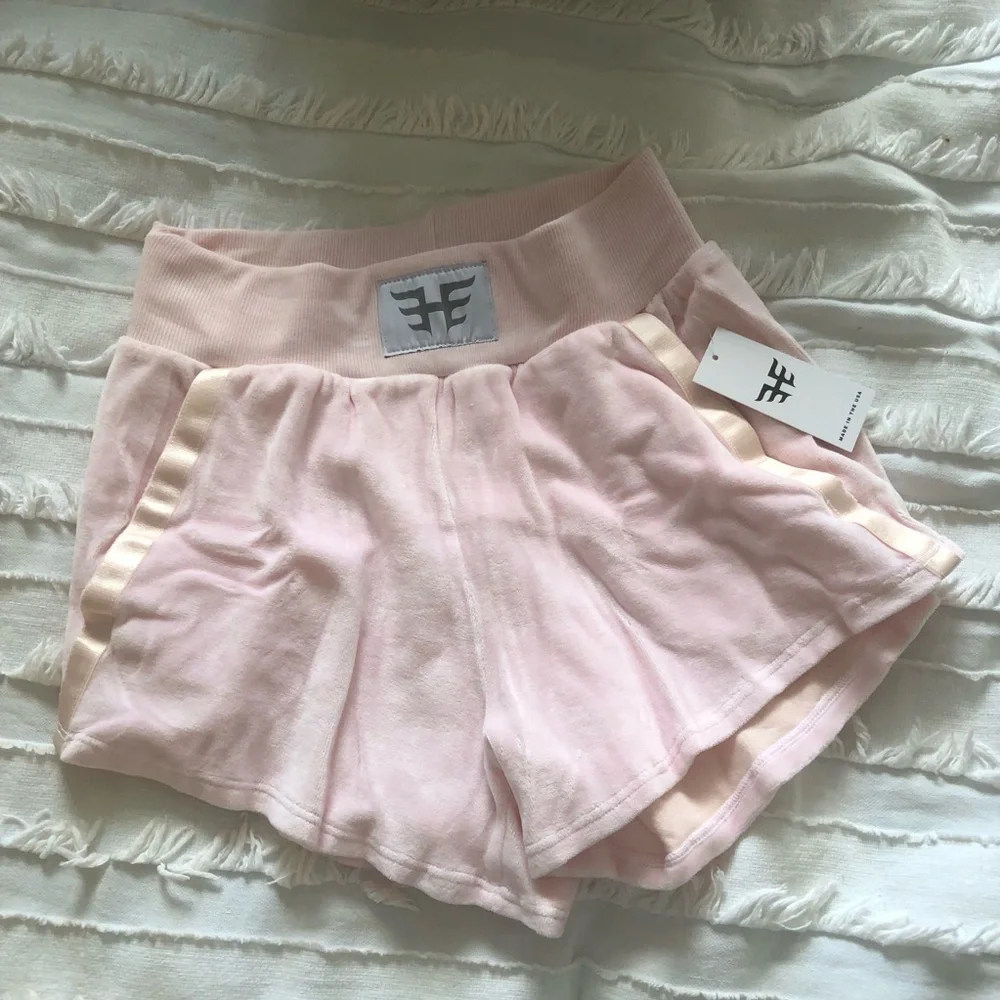 NWT $110 Heroine Sport Boost Shorts Blush Pink Size Small Shopbop Carbon38